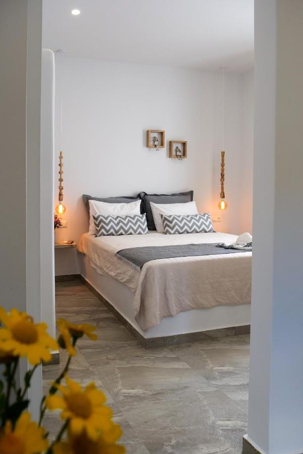 Theodora Luxury Studios Naxos City المظهر الخارجي الصورة